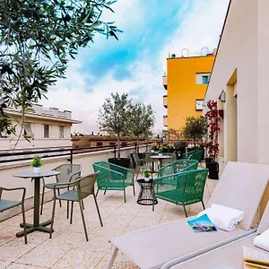 Mercure Piazza Bologna מלון