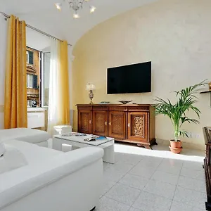 Gemma Domus Roma